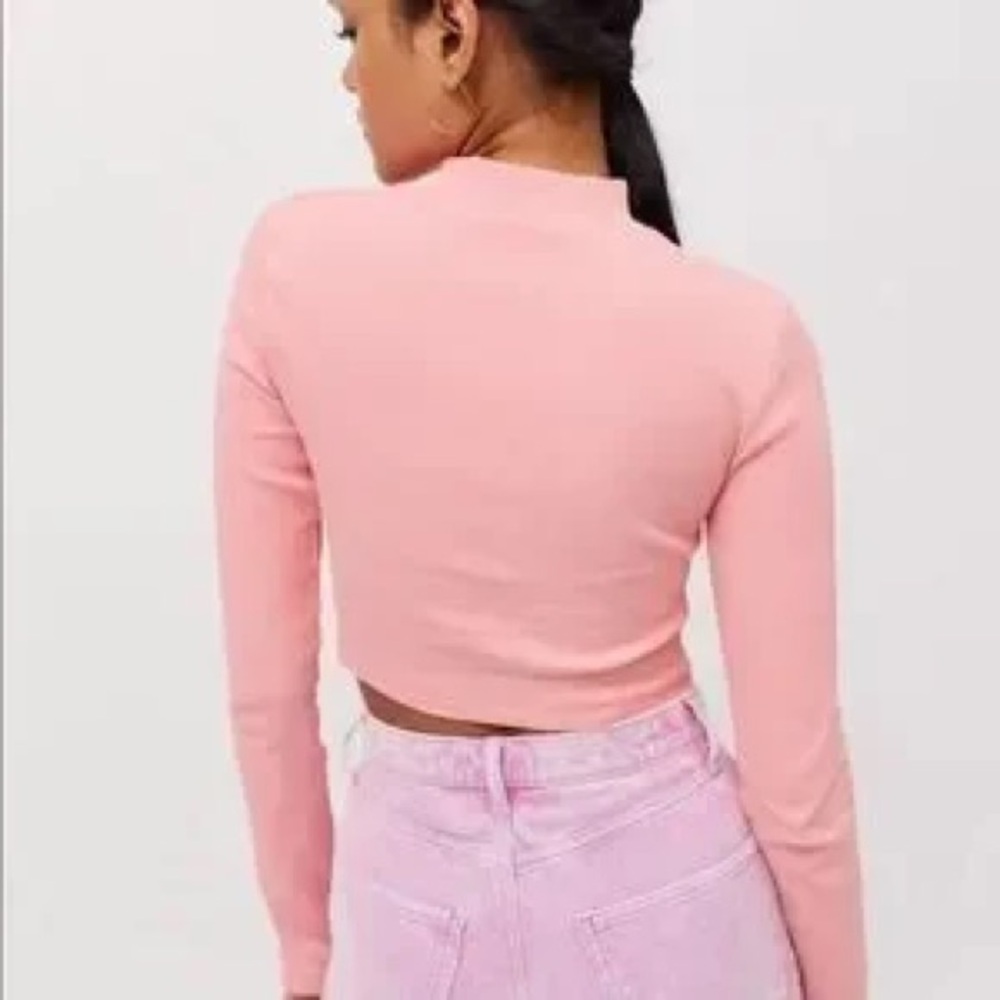 Pink Butterfly Y2K Cut Out Top Size Large Urban Outfitters - Picture 3 of 10